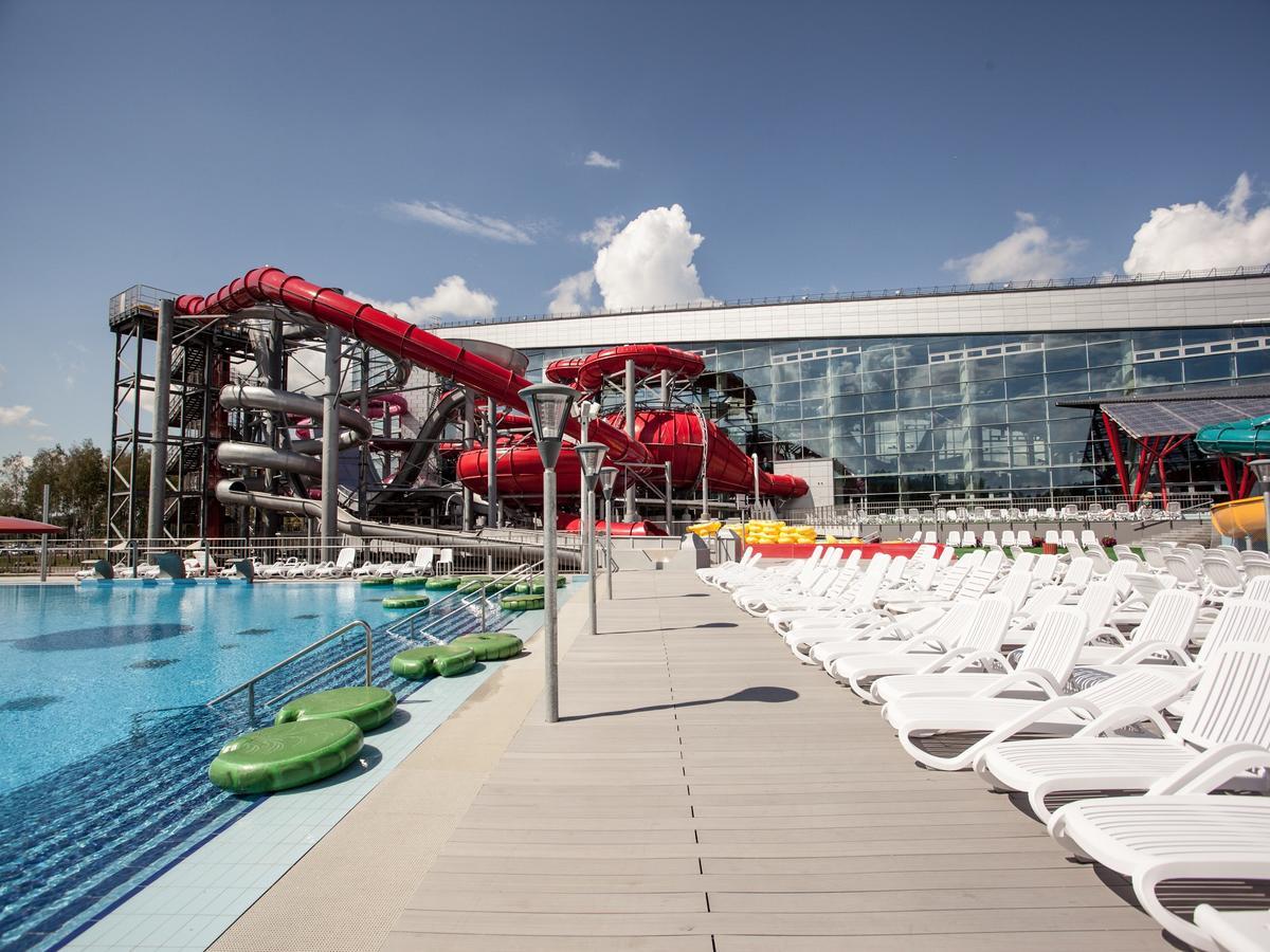 Aqua-Minsk Hotel Екстер'єр фото