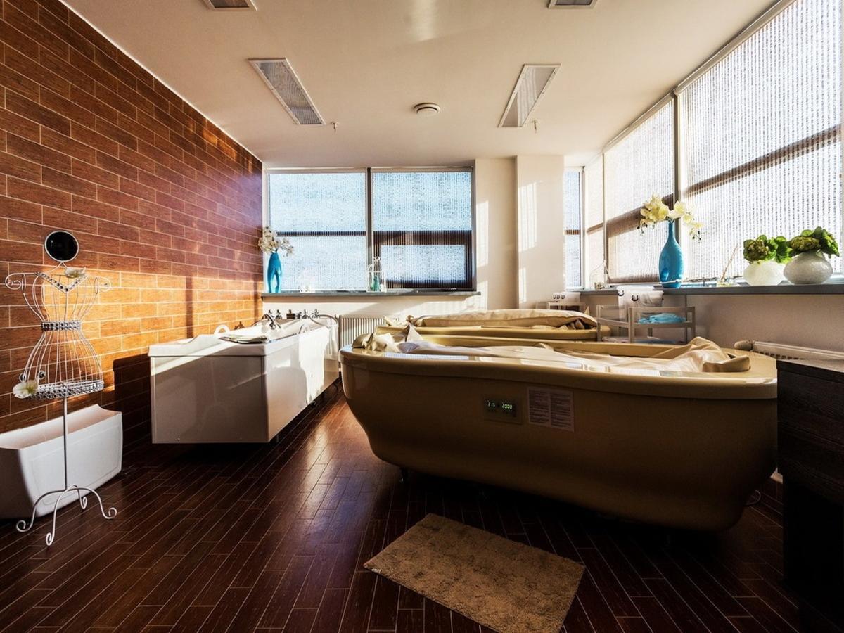 Aqua-Minsk Hotel Екстер'єр фото
